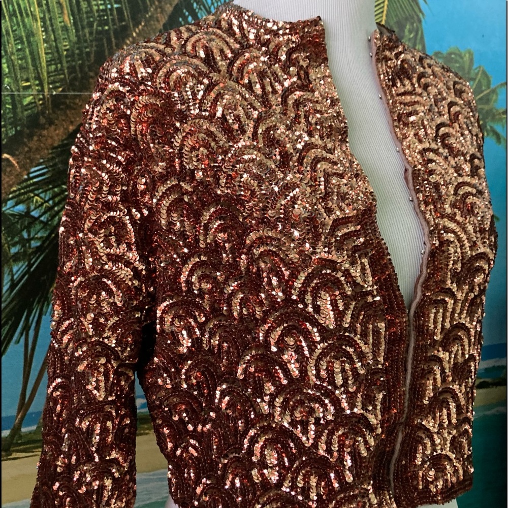 Sequent short jacket.  Small